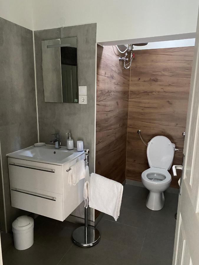 Appartamento Apartman B Siófok Esterno foto