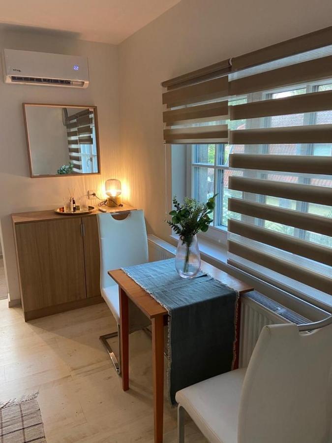 Appartamento Apartman B Siófok Esterno foto